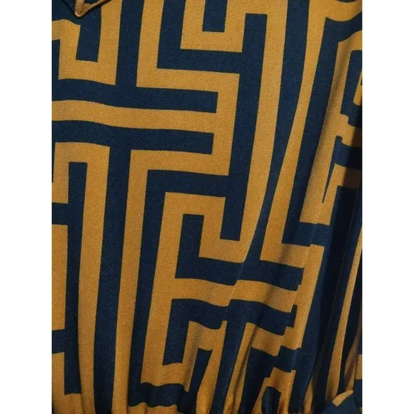 Elegant Maxi wide legged Gold jumpsuit, All sizes, comfy & stretchy - Picture 7 of 11